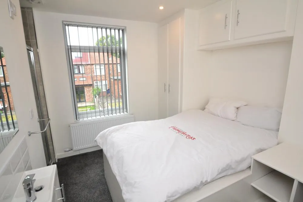 Thorn Grove, Fallowfield, M14, photo 10