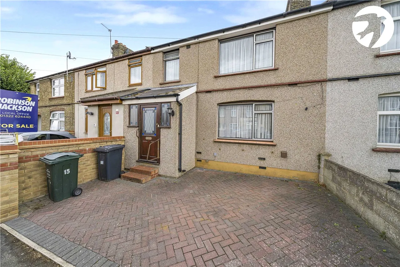 3 bed house for sale, Trebble Road, Swanscombe, DA10