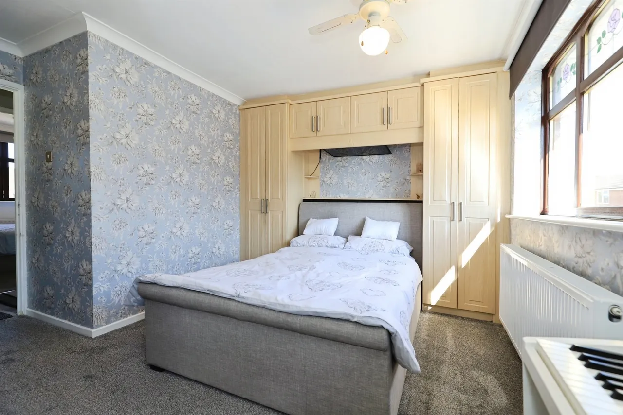 Bridgewater Drive, Bilston, WV14, photo 8