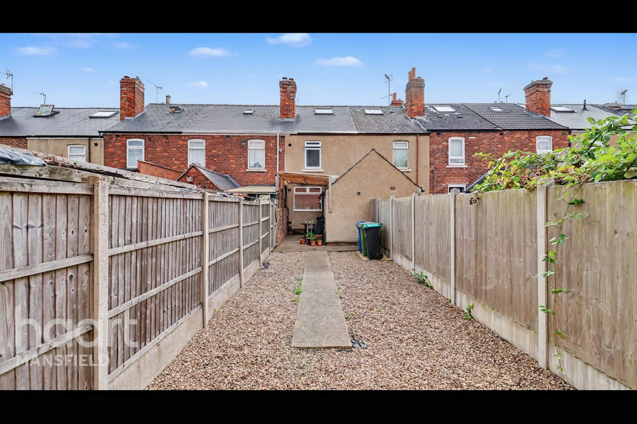 Gladstone Street, Mansfield, NG18, photo 15