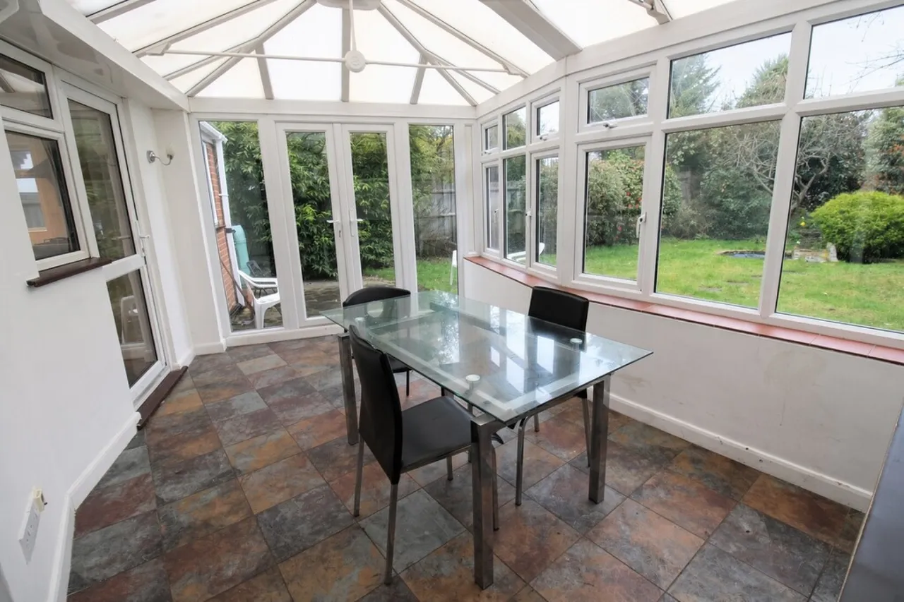 The Crescent, Egham, photo 14