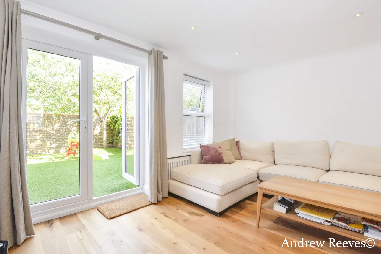 3 bed house to rent, Gainsborough Road, Kew, TW9
