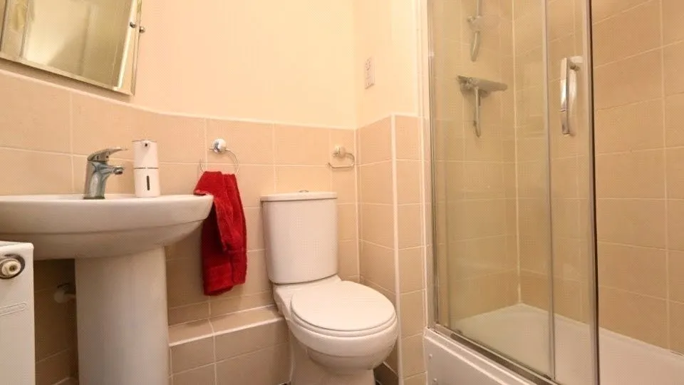 Sinclair Drive, Basingstoke, Hampshire, RG21, photo 5