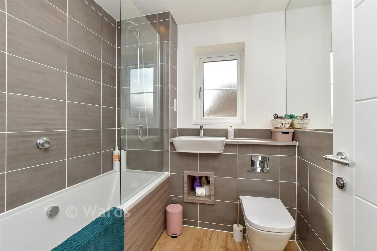 Bethell Road, Faversham, ME13, photo 9