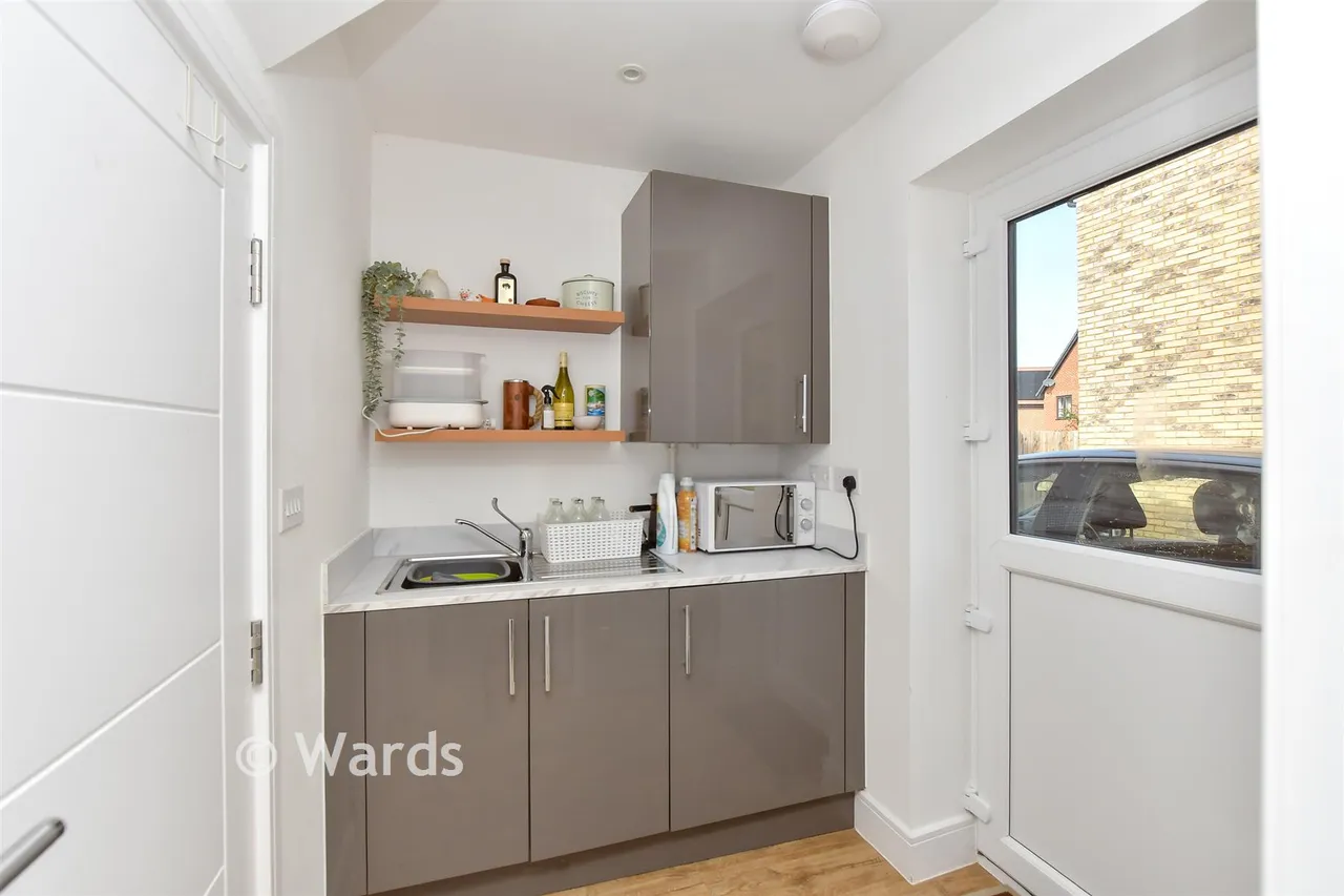Bethell Road, Faversham, ME13, photo 5