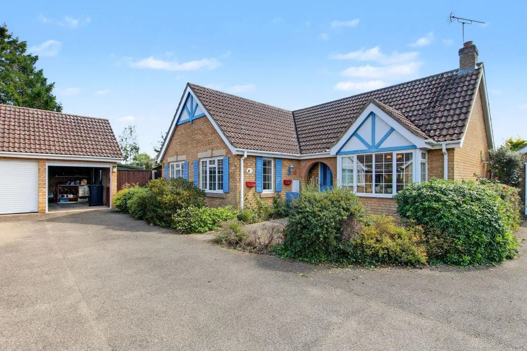 3 bed house for sale, Meadow Way, Mepal, CB6