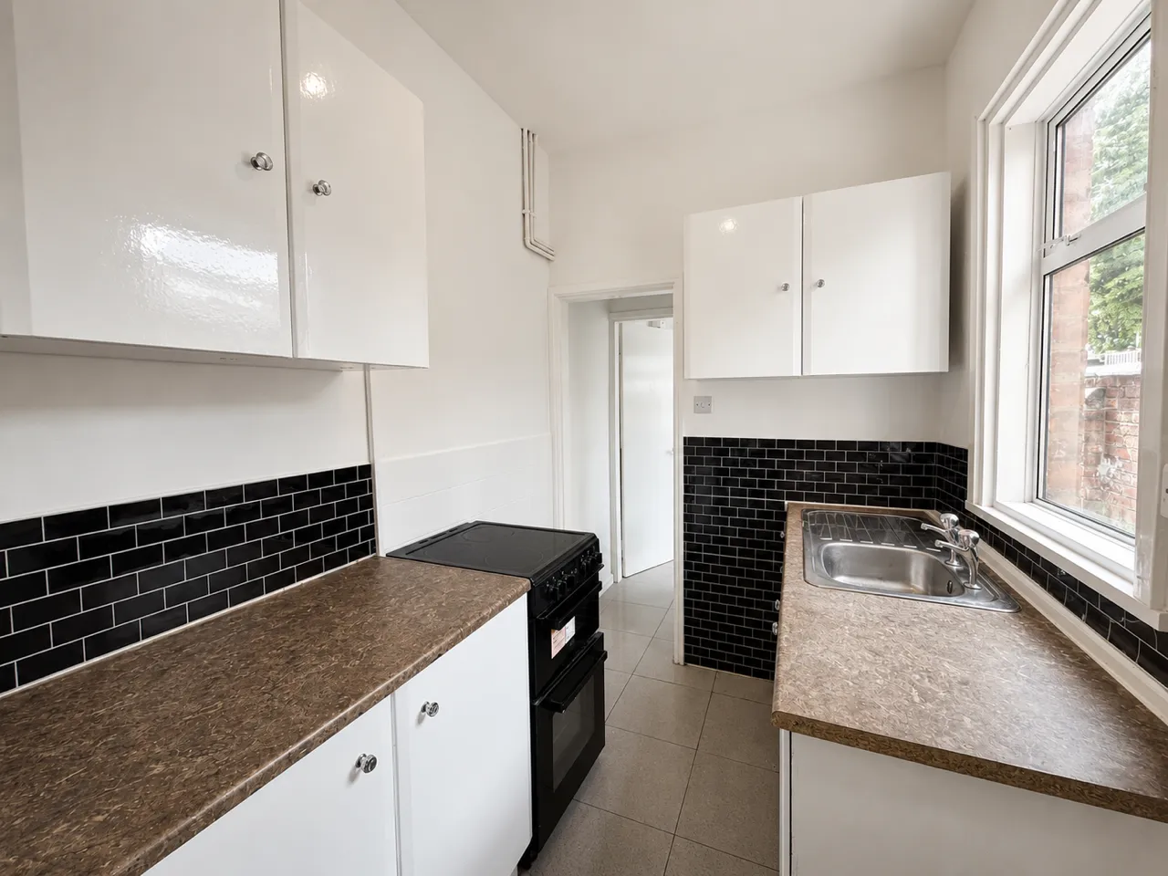 Dugdale Road, CV6, photo 3