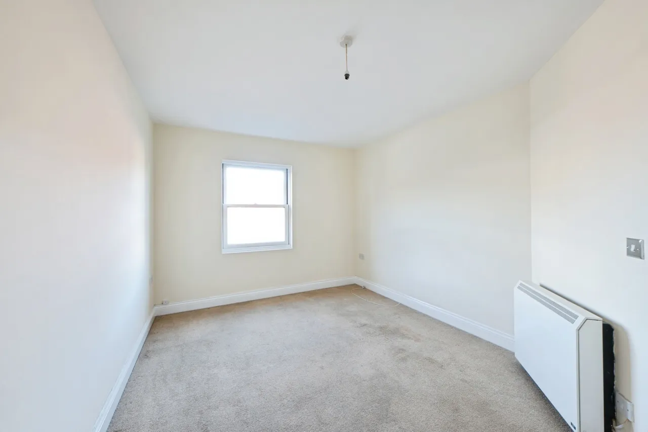 North Cross Street, Gosport, PO12, photo 9