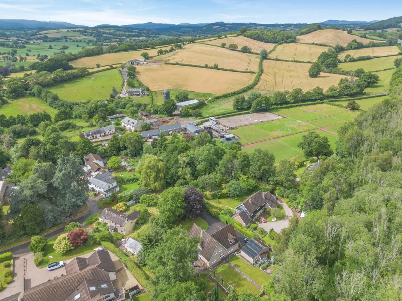 Llantrisant, Usk, NP15, photo 32