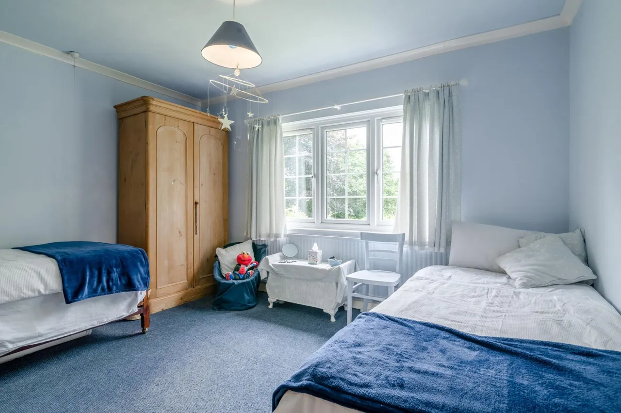 Llantrisant, Usk, NP15, photo 16