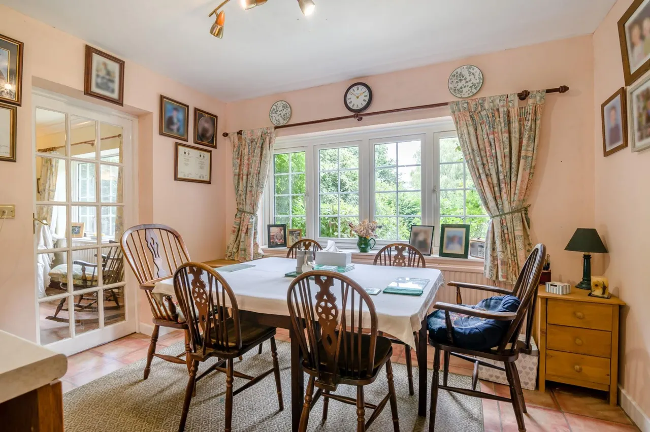 Llantrisant, Usk, NP15, photo 7