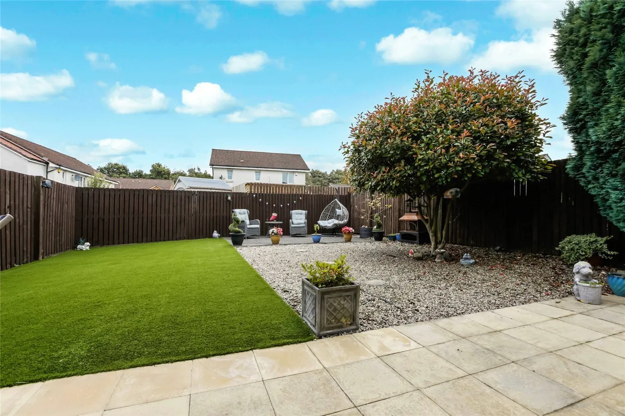 Ledvinka Crescent, Hamilton, South Lanarkshire, ML3, photo 20