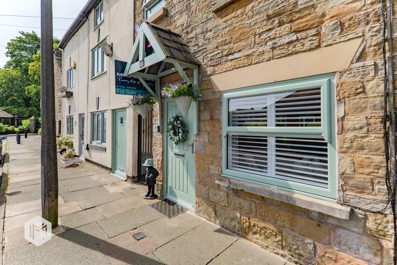 2 bed house for sale — Greenside, Bolton, BL2 5SE