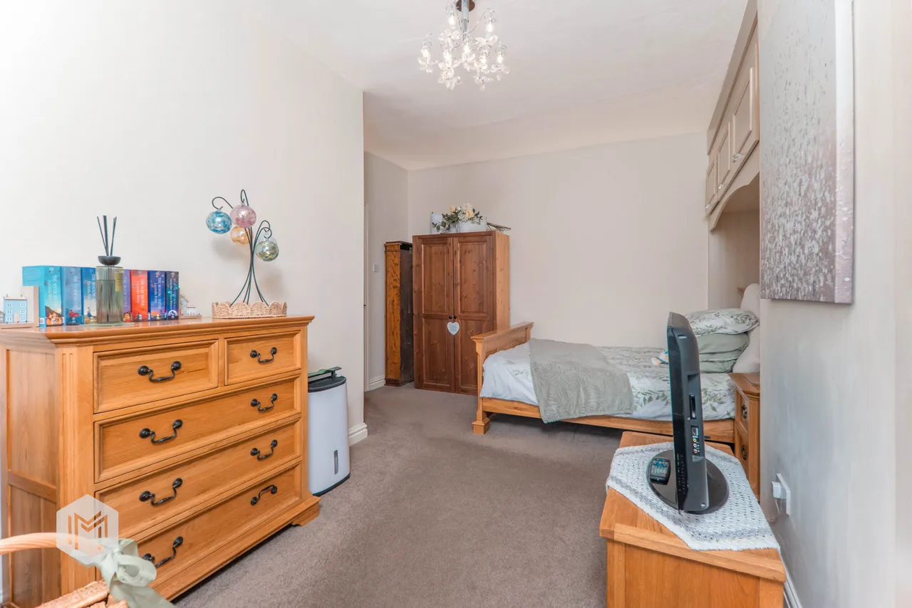 Greenside, Bolton, BL2 5SE, photo 10