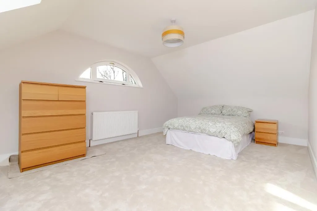 Farleigh Road, Warlingham, photo 11