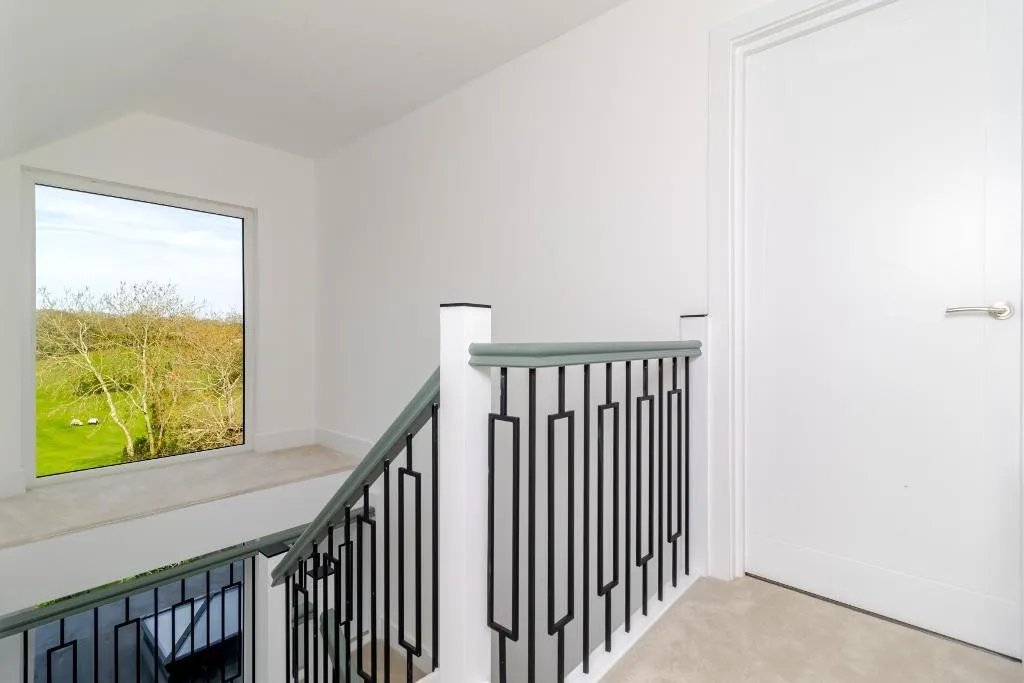 Farleigh Road, Warlingham, photo 13