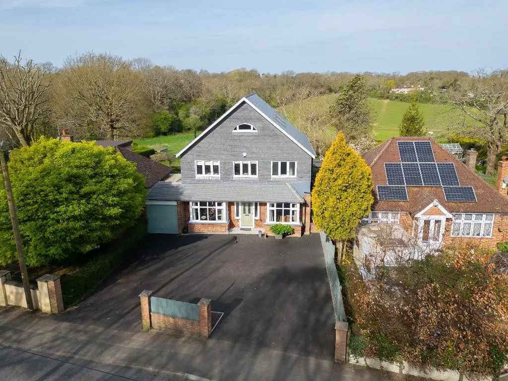 Farleigh Road, Warlingham, photo 32
