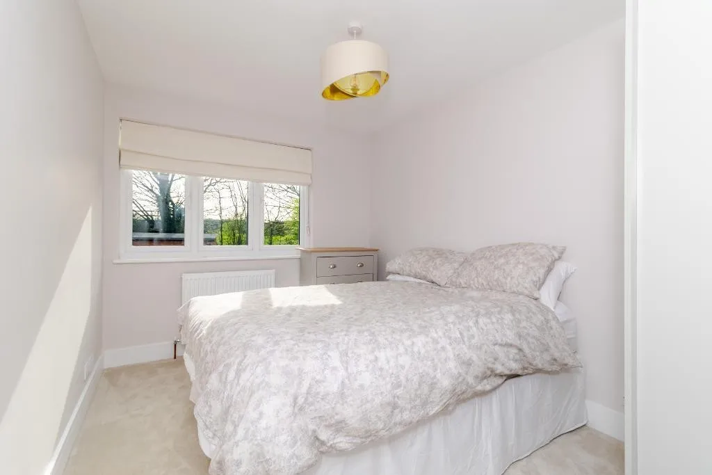 Farleigh Road, Warlingham, photo 19