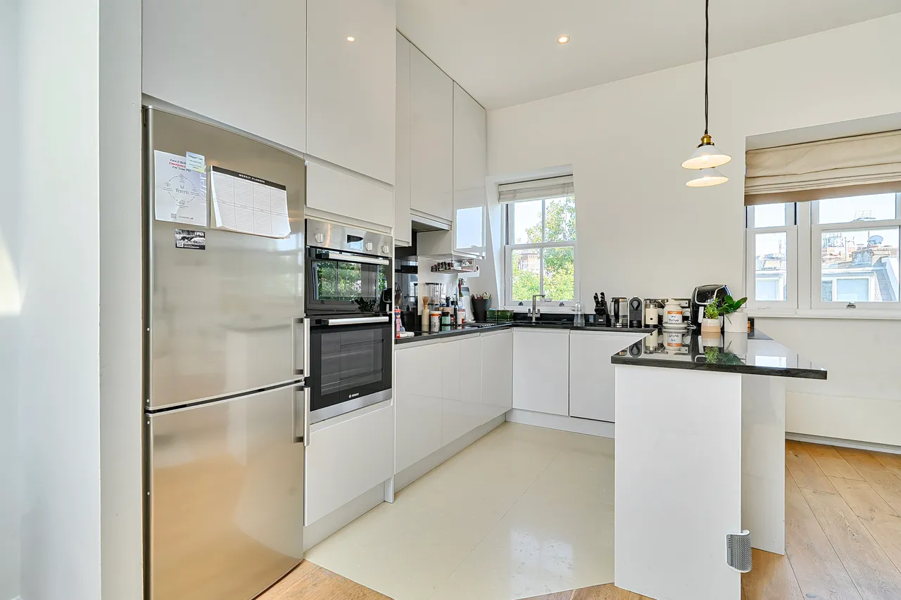 Flat D, 25 Kempsford Gardens, London, photo 5