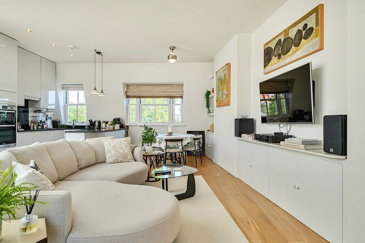 Flat D, 25 Kempsford Gardens, London, photo 4