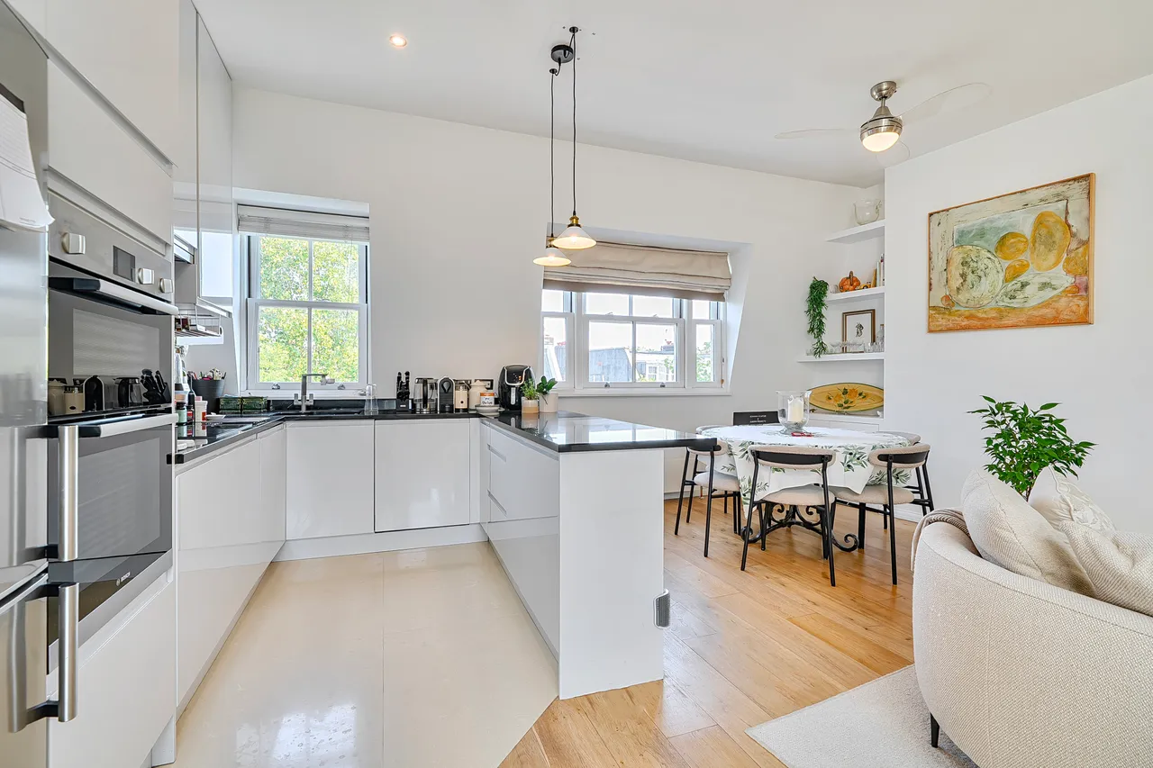 Flat D, 25 Kempsford Gardens, London, photo 6