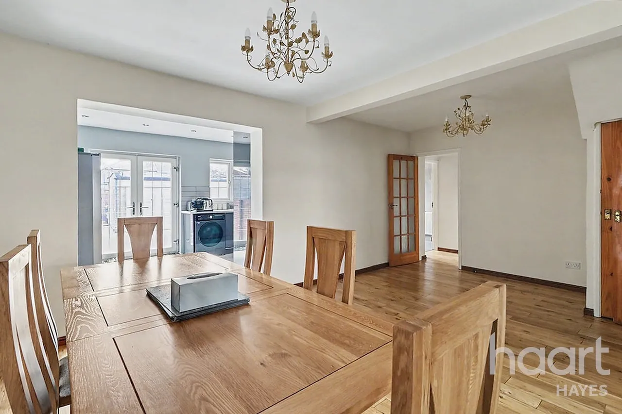 Laburnum Road, Hayes, UB3, photo 5