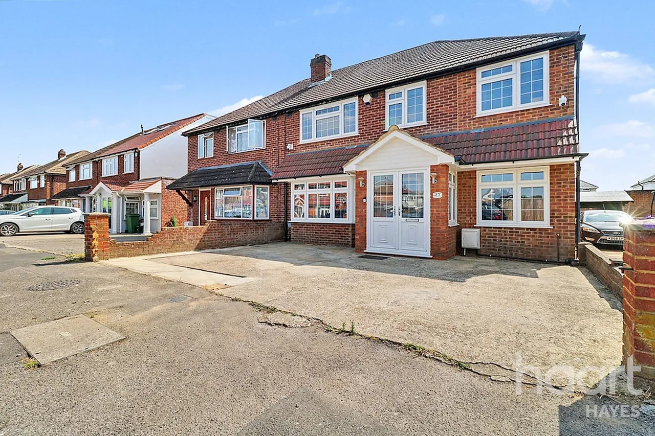 5 bed house for sale, Laburnum Road, Hayes, UB3