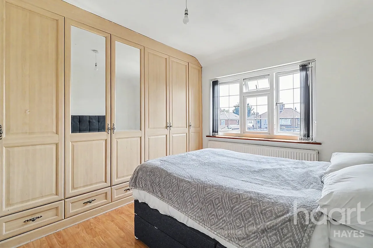 Laburnum Road, Hayes, UB3, photo 13