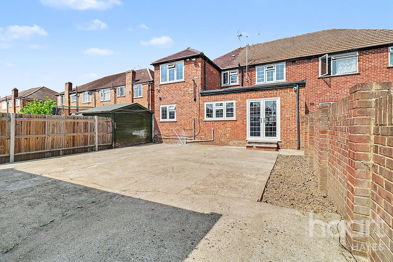 Laburnum Road, Hayes, UB3, photo 19