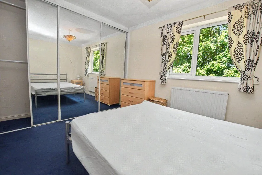 Belfry Court, Wakefield, WF1, photo 6