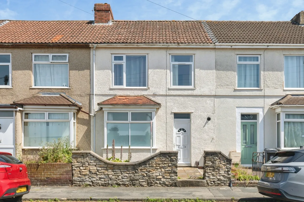 3 bed house for sale — Enfield Road, Bristol, BS16