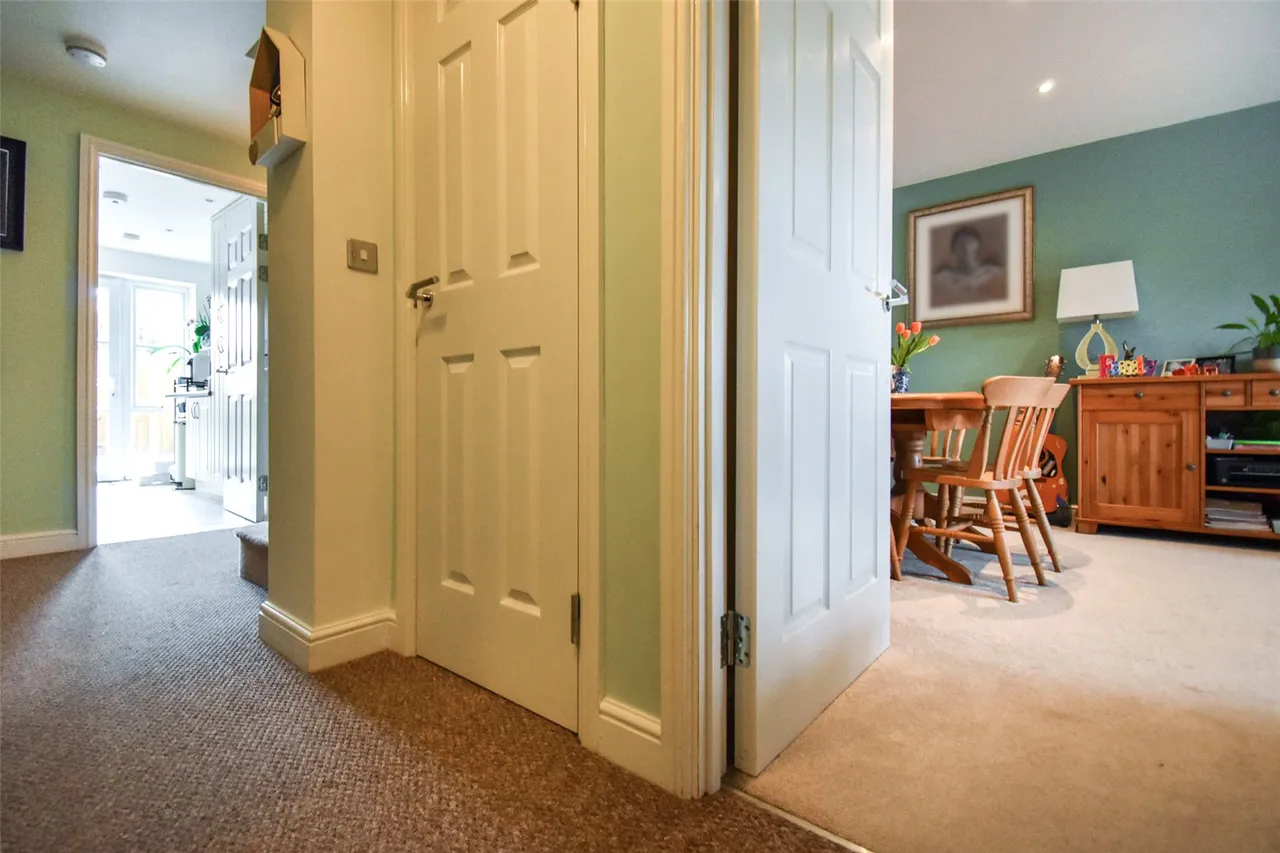 Blacksmith Close, Aldershot, Hampshire, GU12 4SR, photo 7