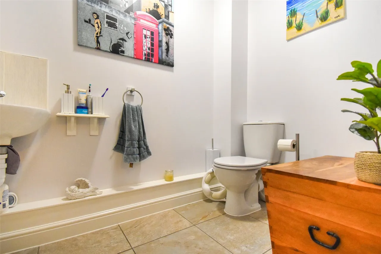 Blacksmith Close, Aldershot, Hampshire, GU12 4SR, photo 12