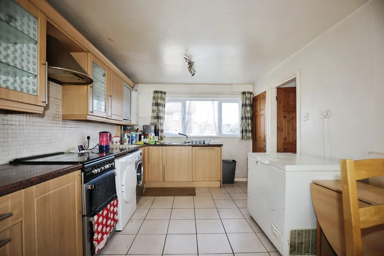 Edinburgh Way, Banbury, OX16, photo 4