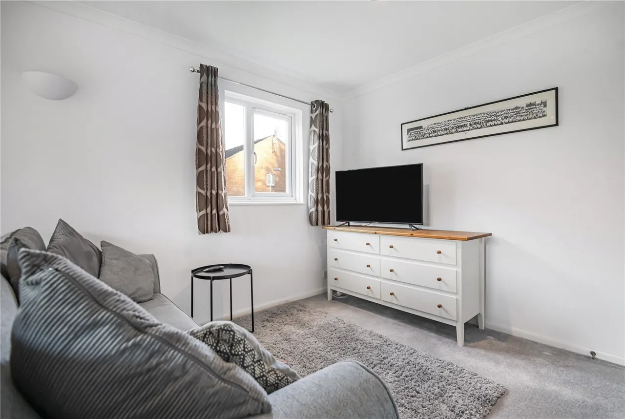 Tilebarn Close, Henley-on-Thames, RG9, photo 4
