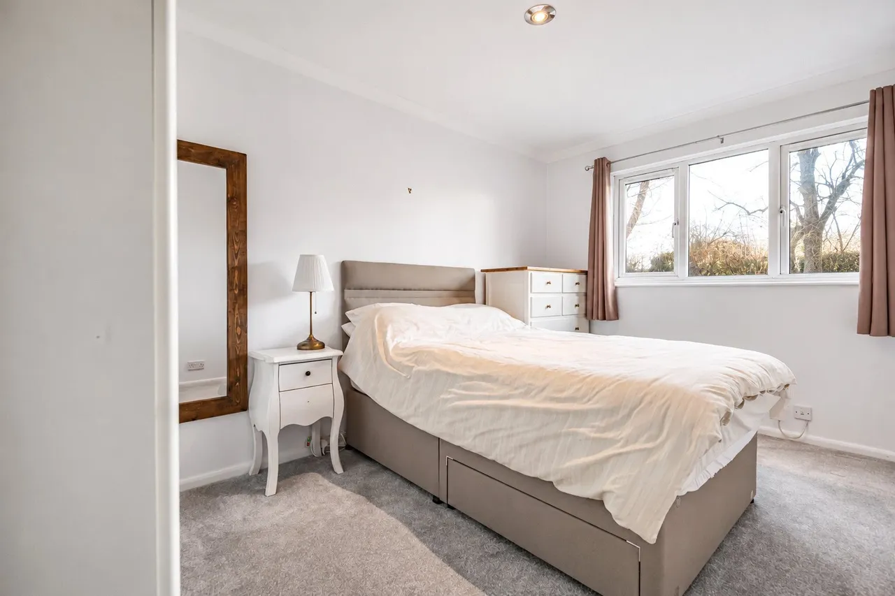 Tilebarn Close, Henley-on-Thames, RG9, photo 6