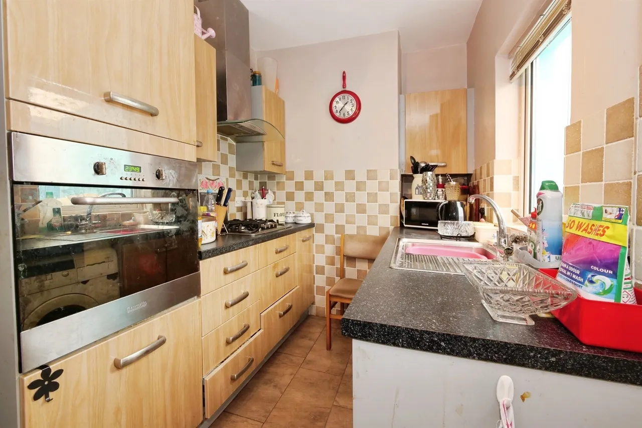 Bryn Road, Bridgend, CF32, photo 8