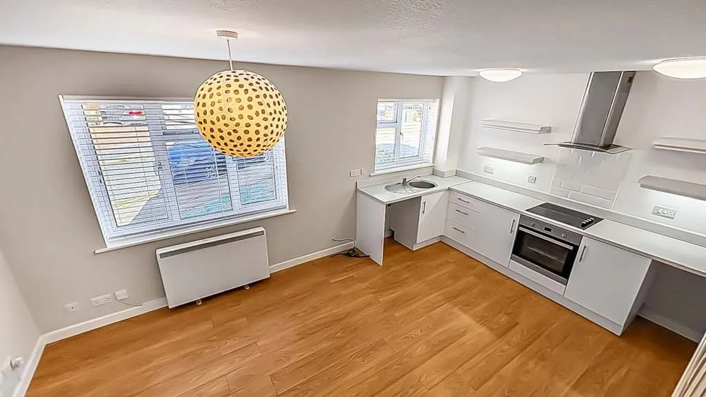 1 bed house for sale, Trivett Close, Greenhithe, DA9