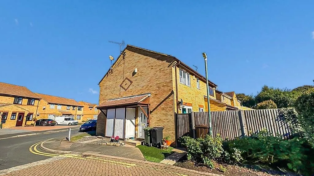 Trivett Close, Greenhithe, DA9, photo 11
