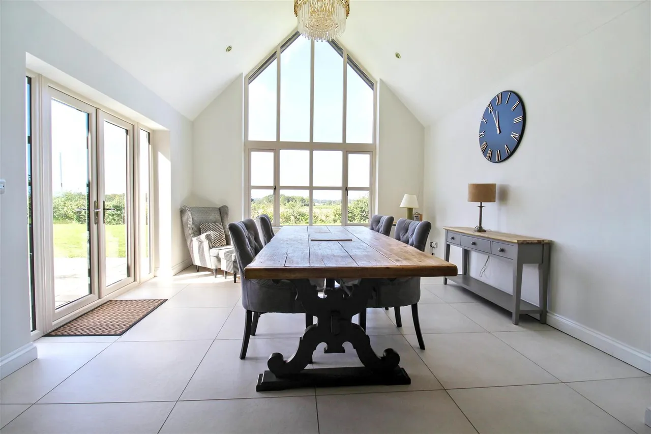 Felmingham Road, Skeyton, NR10, photo 10