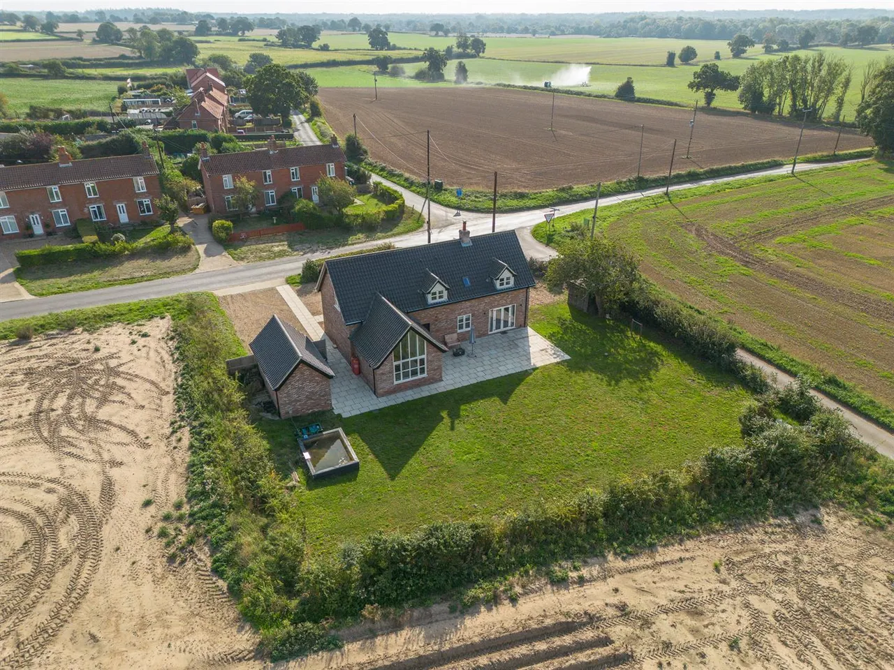 Felmingham Road, Skeyton, NR10, photo 17