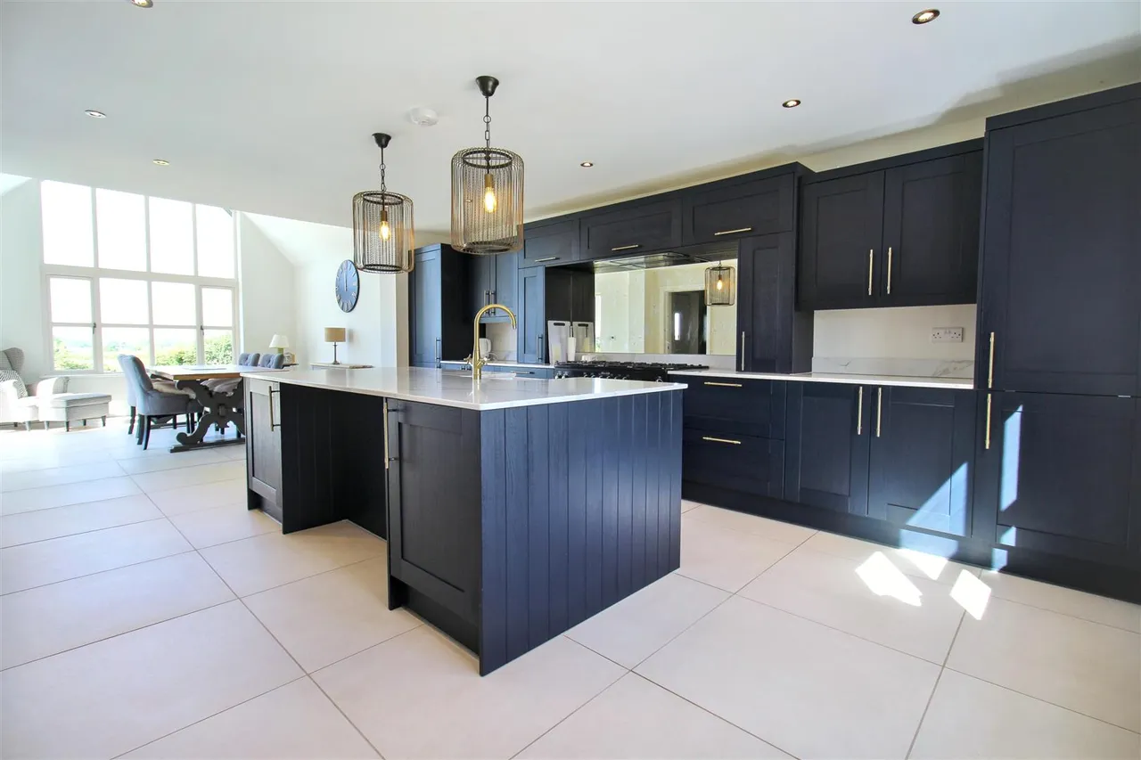 Felmingham Road, Skeyton, NR10, photo 5