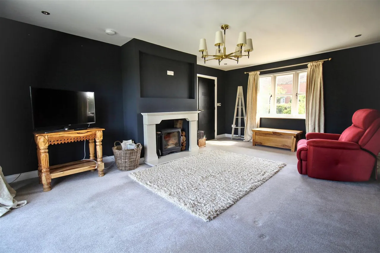 Felmingham Road, Skeyton, NR10, photo 3