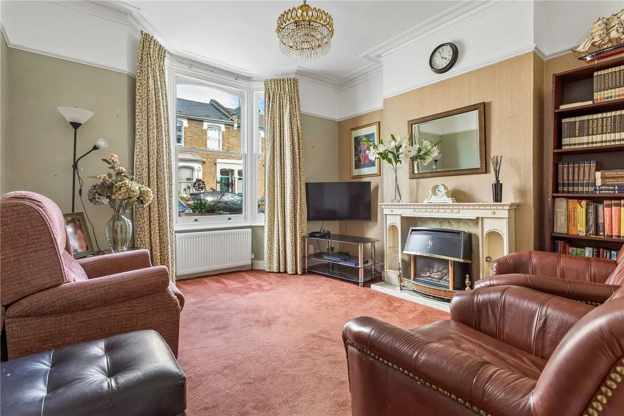 3 bed house for sale — Elfort Road, London, N5