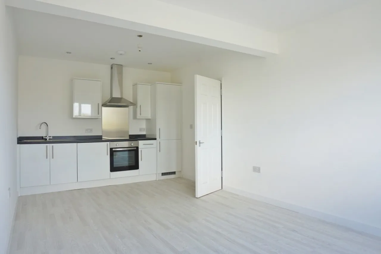 Mill Road, CB1, photo 2