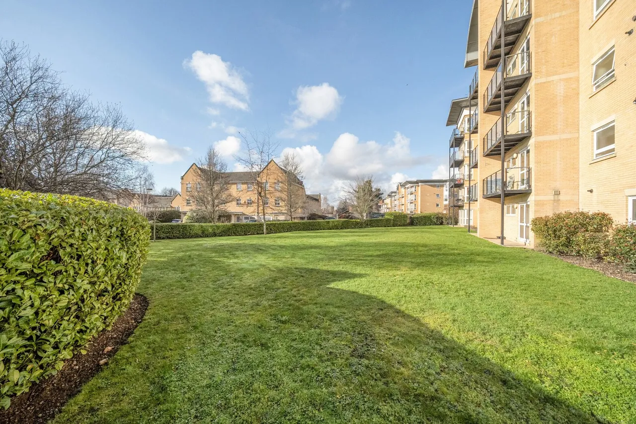 Sparkes Close, BR2, photo 21