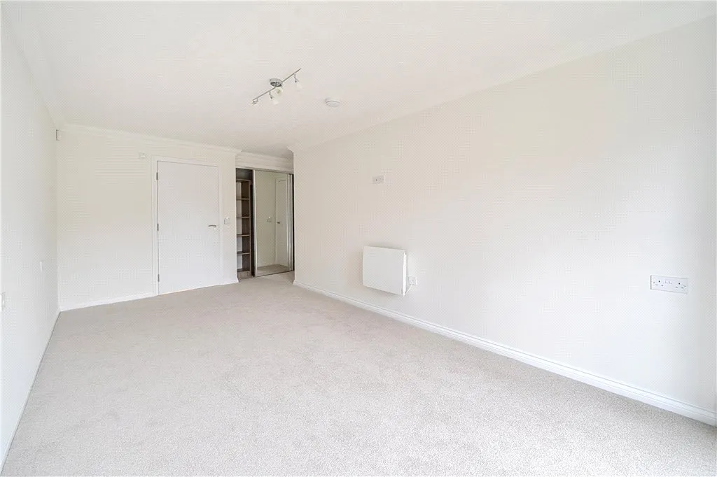 Water Lane, Towcester, Northamptonshire, NN12 6HR, photo 10