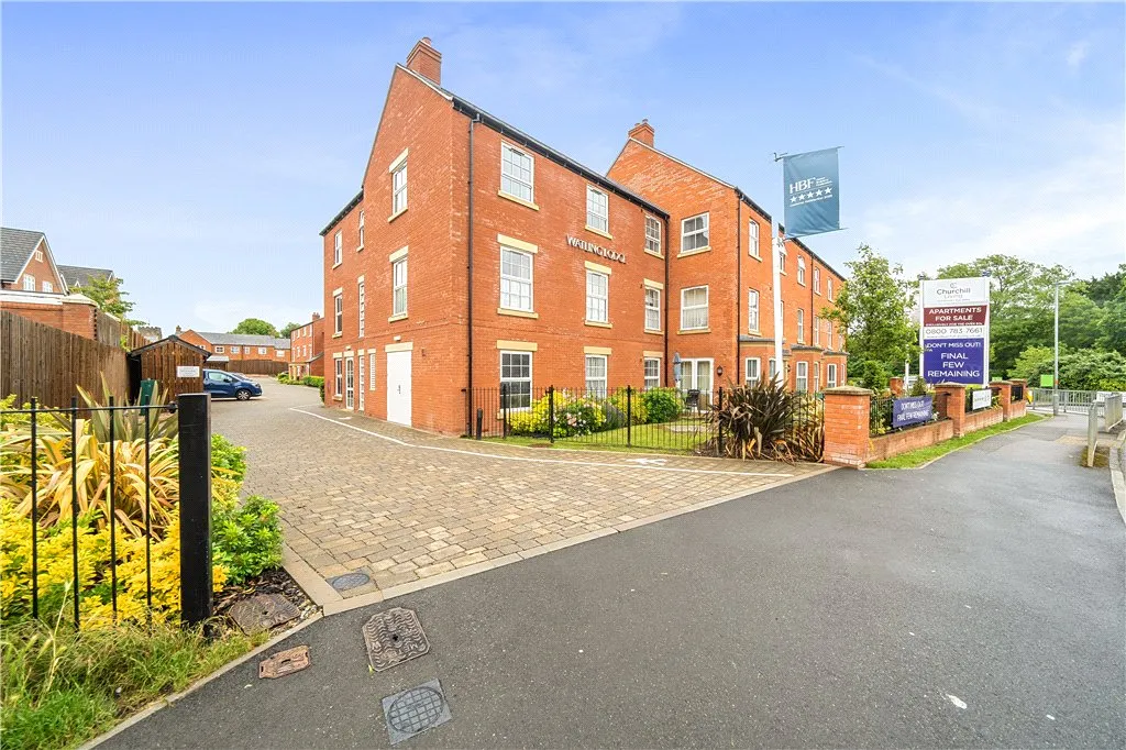 Water Lane, Towcester, Northamptonshire, NN12 6HR, photo 13