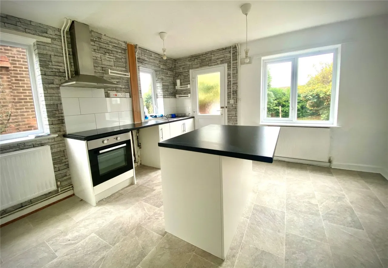 Depedale Avenue, Kirk Hallam, DE7, photo 2