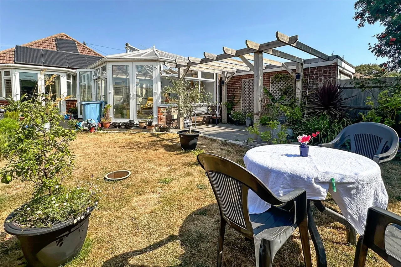 Rustington, Littlehampton, BN16, photo 5